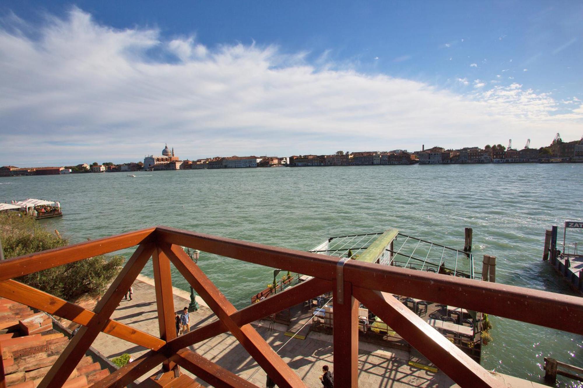 Ve.N.I.Ce. Cera Tintoretto Suite Venesia Bagian luar foto